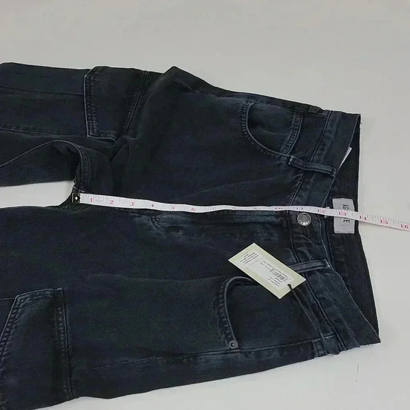 AGOLDE Minka Cargo Wide Leg Jeans In Spider - Picture 9 of 15